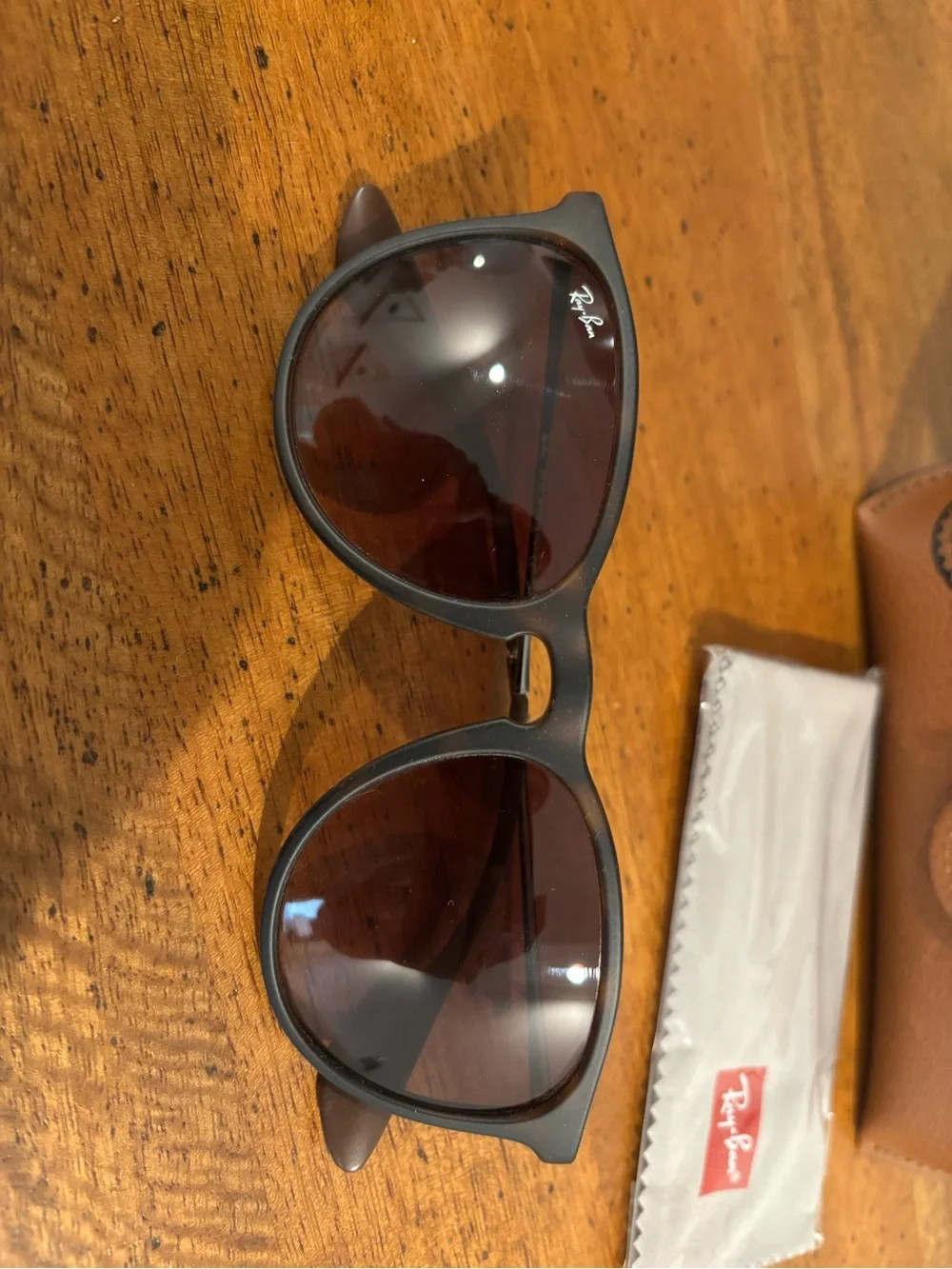 Ray-Ban Erika RB4171 865/13 Sunglasses Havana Tortoise/Brown Gradient w/ case